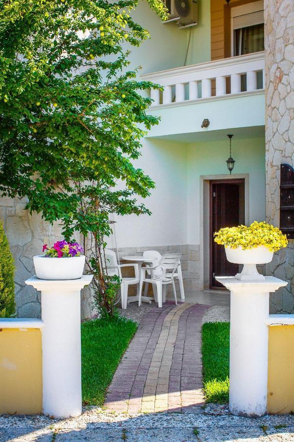 Apartments Alexandros Polychrono Exterior foto